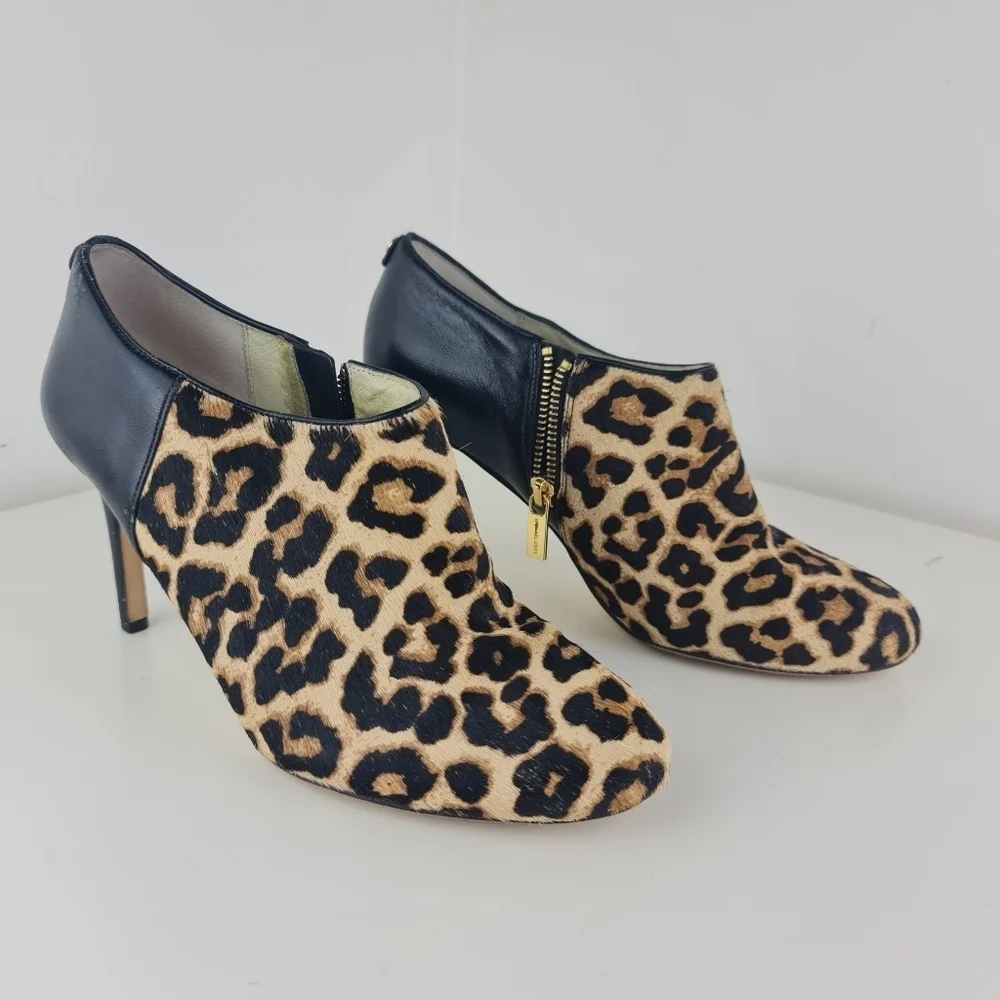 Michael Kors Leopard Print Haircalf Ankle Boots Size 9.5M Leather - Picture 12 of 14